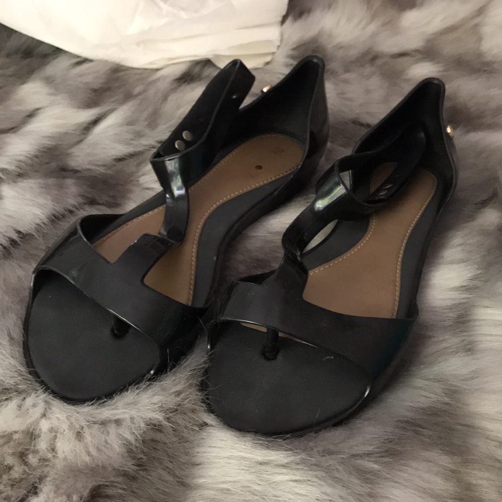 Melissa sandals worn twice. Very cute!